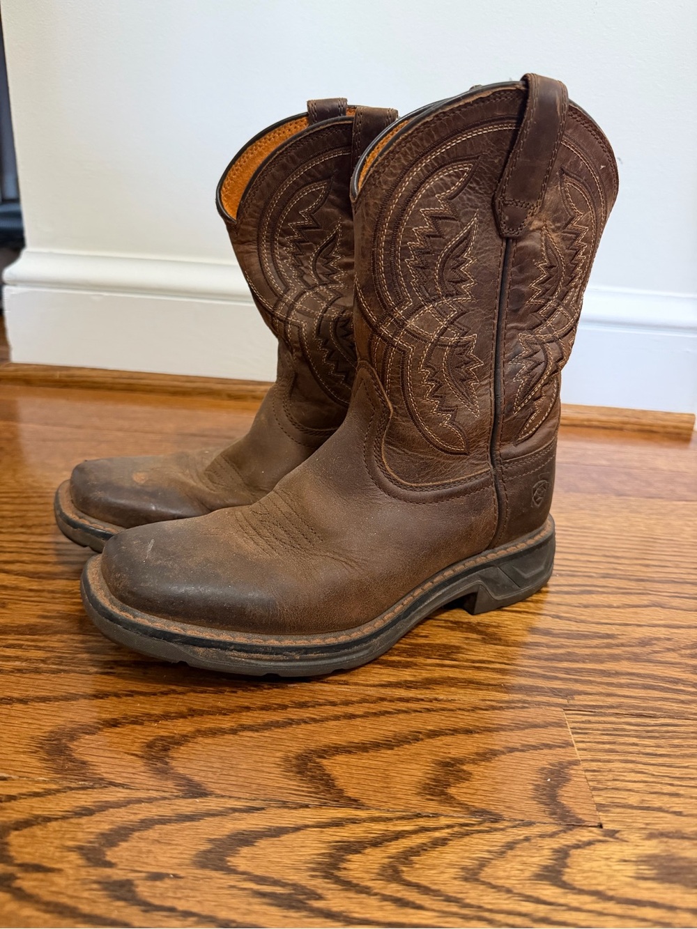 ARIAT Kids WorkHog XT Coil Western Pull On Boot Size 2